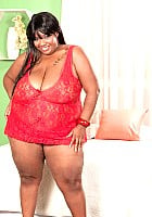 Chloe Stevens (BBW)